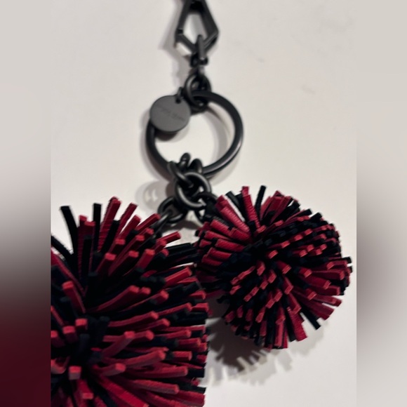 NWT $395 Bottega Veneta Ladies Leather Visit Keycase Red Keys Chain Key Rings - Picture 8 of 9